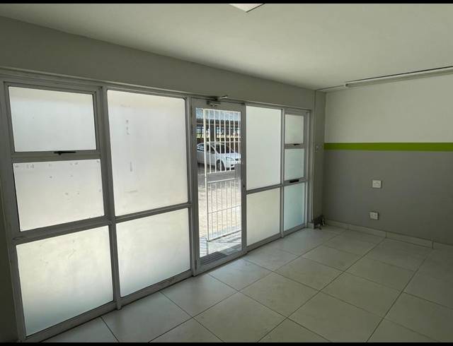 INDUSTRIAL PROPERTY TO RENT IN HALFWAY HOUSE